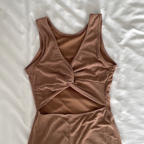 NWT Midi Tank Twist-Back Bodycon Dress - Picture 2 of 7